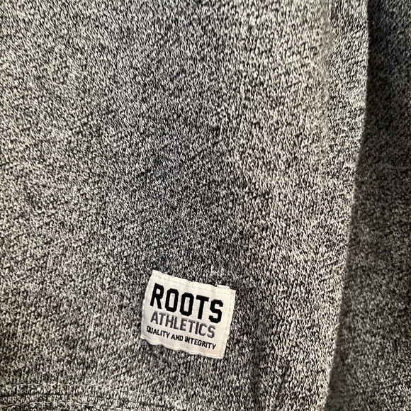 Roots Quarter Zip - Picture 3 of 3